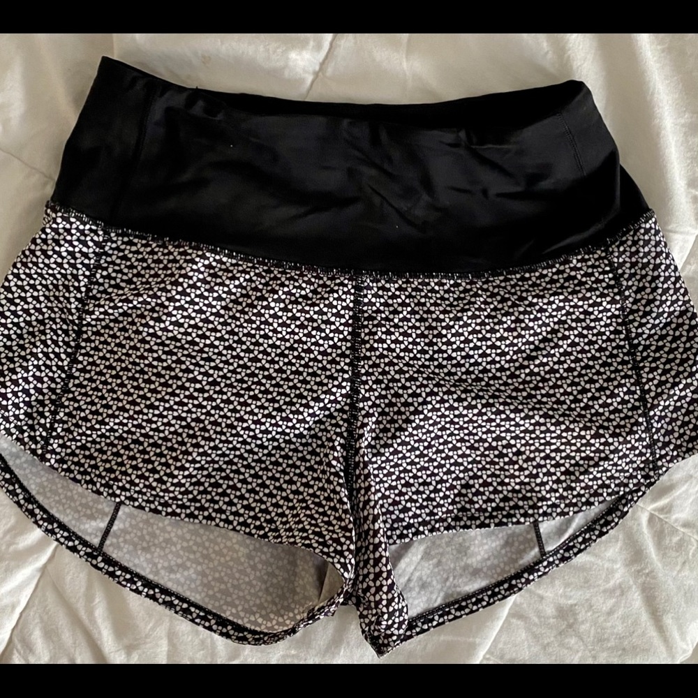 Lululemon high rise speed shorts 2.5”